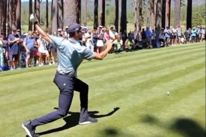 再次“招募”！👨‍🍳库里搞笑模仿老詹挥杆：我们需要你！