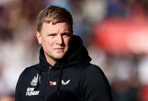 深陷离队传闻👀埃迪-豪：希望伊萨克继续留在纽卡，并尽快伤愈