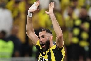 33场造34球&夺联赛冠军！沙特媒体：本泽马即将和吉达联合续约1年