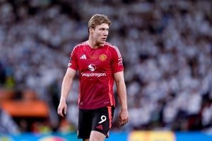 罗马诺：那不勒斯正与曼联谈判，计划向霍伊伦提交合同提案