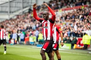 记者：热刺仍对维萨感兴趣，但球员希望加盟纽卡&等待转会进展