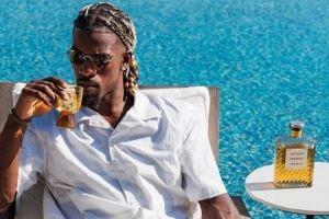 巴特勒：中秋佳节快乐 祝大家心情愉快 家庭团聚 能量满满