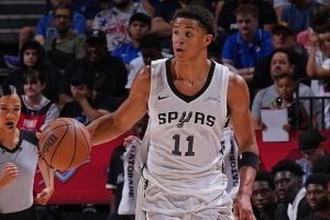 马刺新秀卡布：能跟波波维奇交流太酷了 而且他知道我的名字