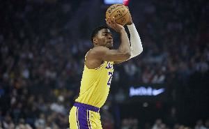 八村塁：教练组强调我需要提升场上发声能力 通过语言带领球队