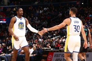 巴克利：库里已经在走下坡路了 问题在于库明加能否更进一步